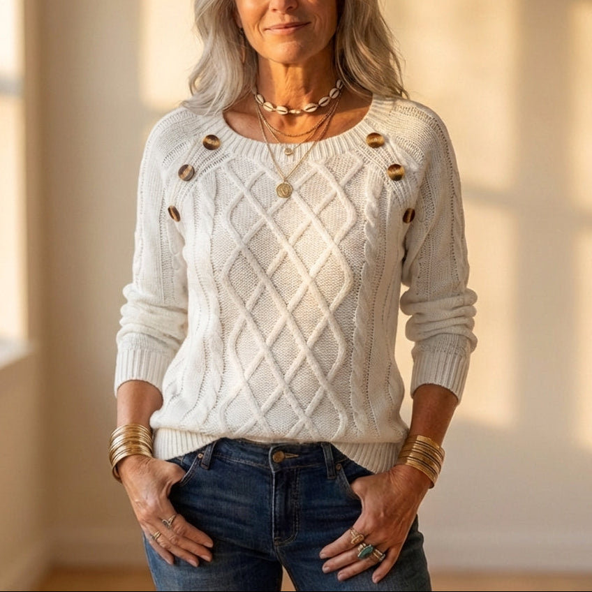 Top con lavorazione a trecce a rombi e dettaglio bottoni sulle spalle