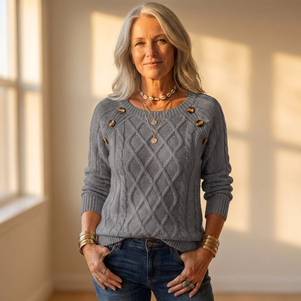 Top con punto de ochos de diamantes y detalle de botón en el hombro