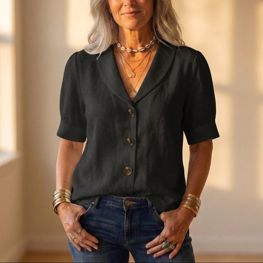 Blusa Beige Con Cuello Y Botón Delantero