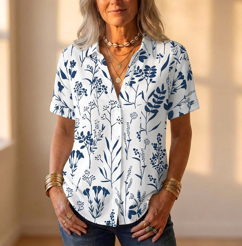 Leinenoberteil mit marineblauen botanischen Blattsilhouetten